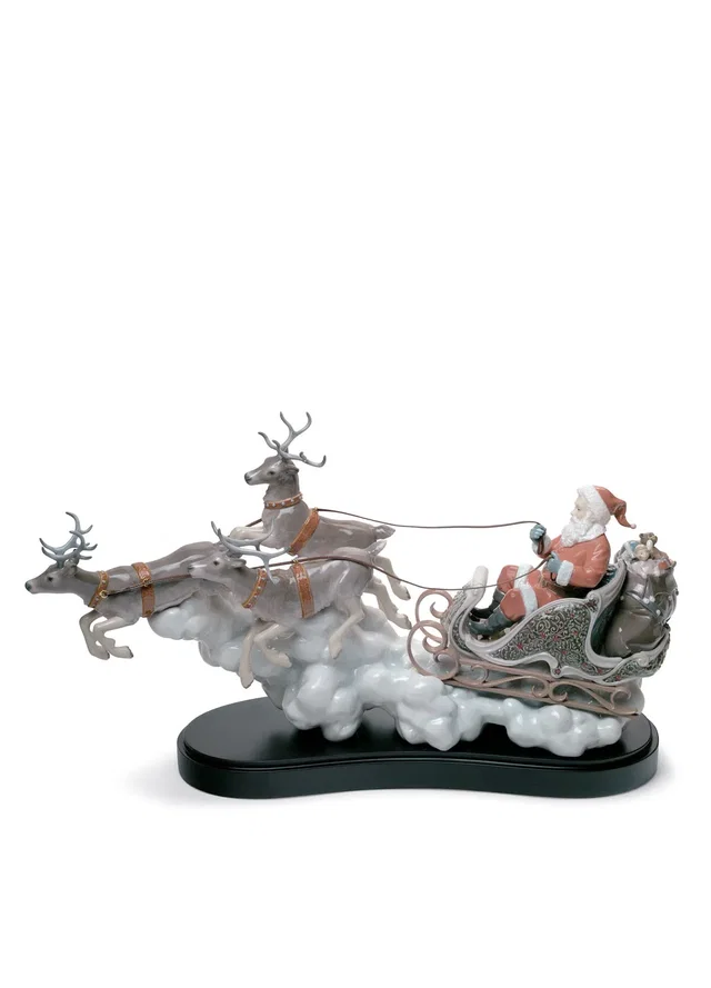 Santa's Midnight Ride by Lladro