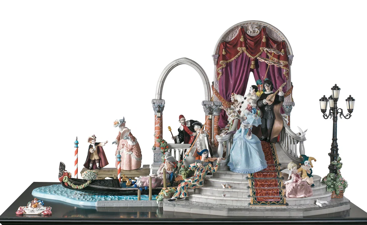 Carnival in Venice Sculpture by Lladro — Porcelain Figurine