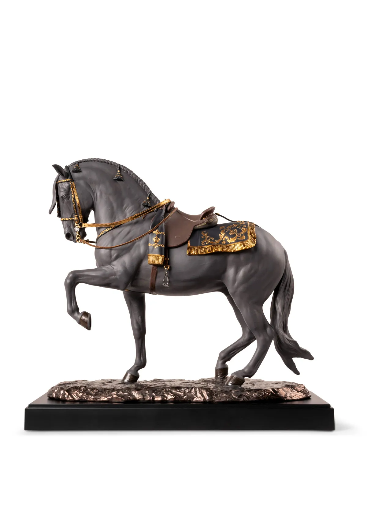 Spanish pure breed Sculpture. Black. Limited Edition by Lladro — Porcelain Figurine