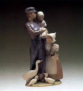 Lladro - Dutch Children