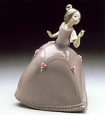 Girl in Pink Dress by Lladro