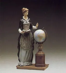 Lladro - School Marm