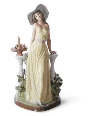 Lladro - Time for Reflection