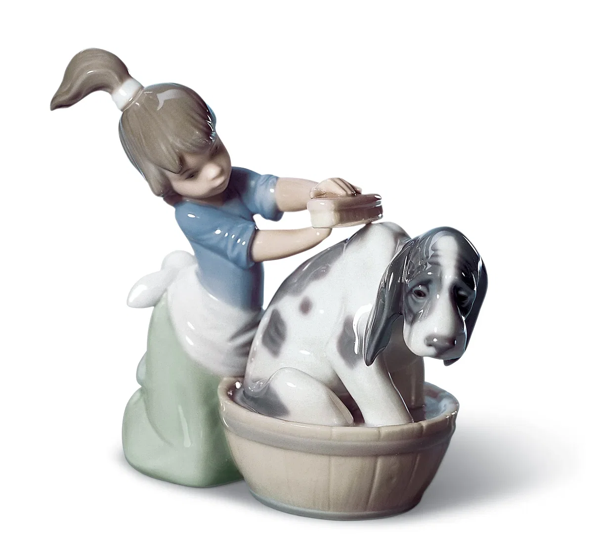 BASHFUL BATHER by Lladro — Porcelain Figurine