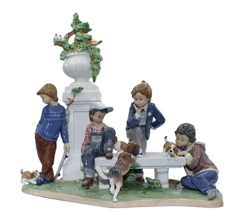 Puppy Dog Tails by Lladro — Porcelain Figurine