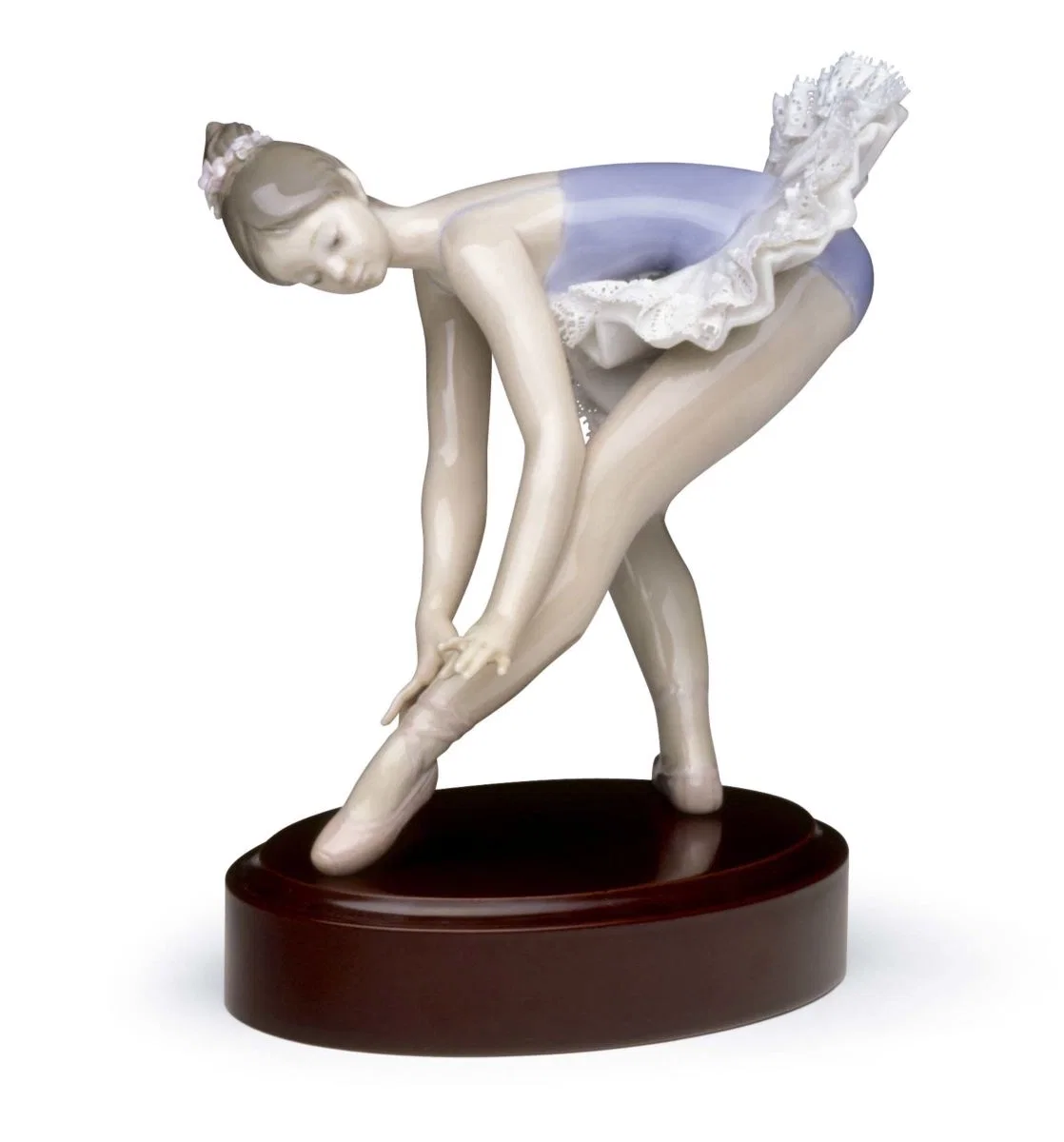 Backstage Preperation 1991-94 by Lladro — Porcelain Figurine