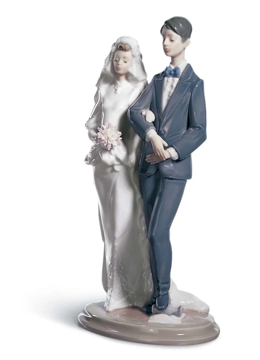 Mazel Tov 1993-09 by Lladro — Porcelain Figurine