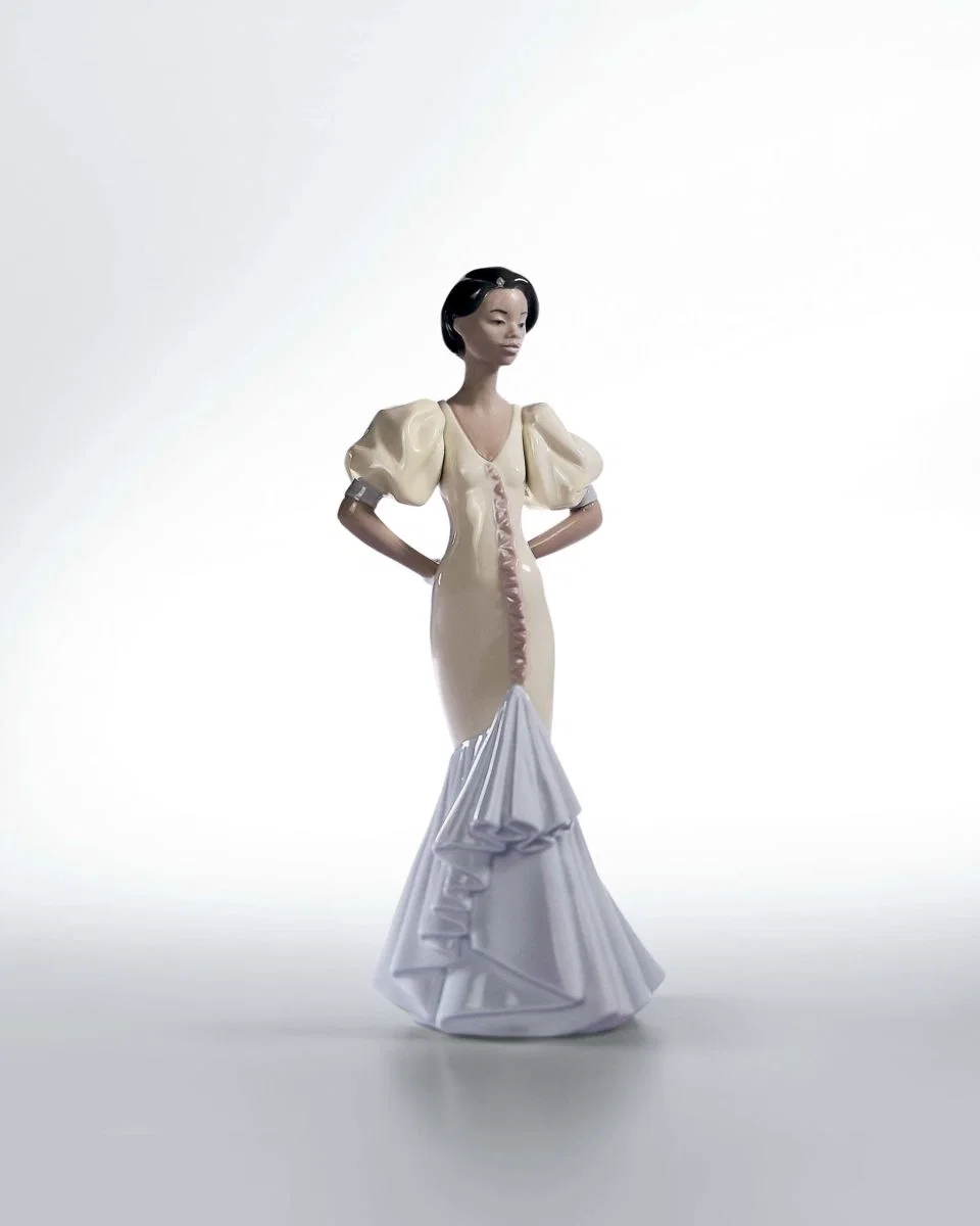 Velisa by Lladro