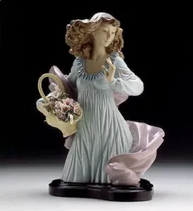 Lladro - Nature's Beauty (b)
