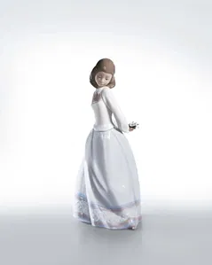 Lladro - Sweet and Shy