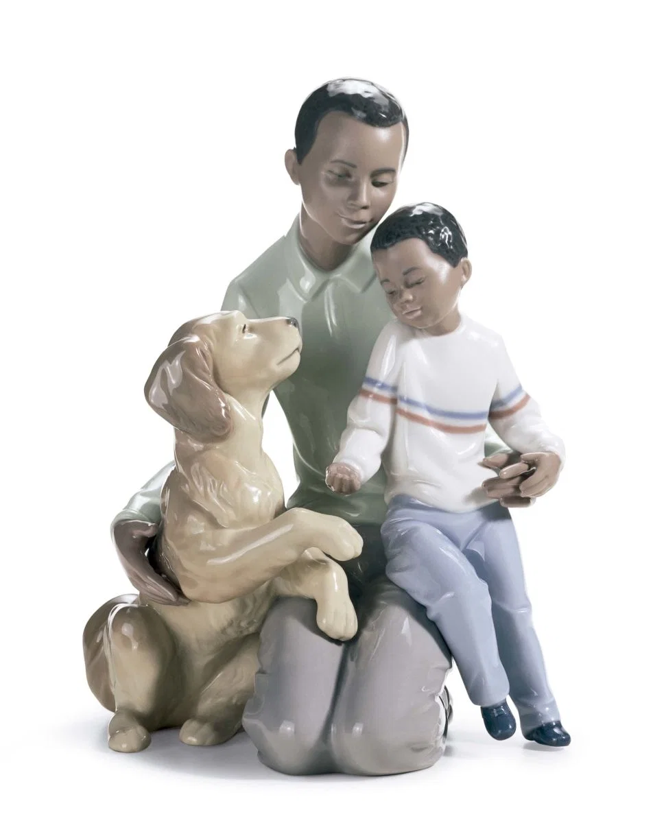 A Moment To Remember by Lladro — Porcelain Figurine