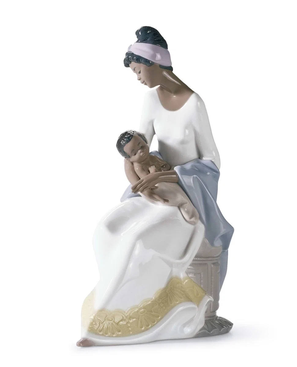 A MOTHER'S EMBRACE by Lladro Black Legacy