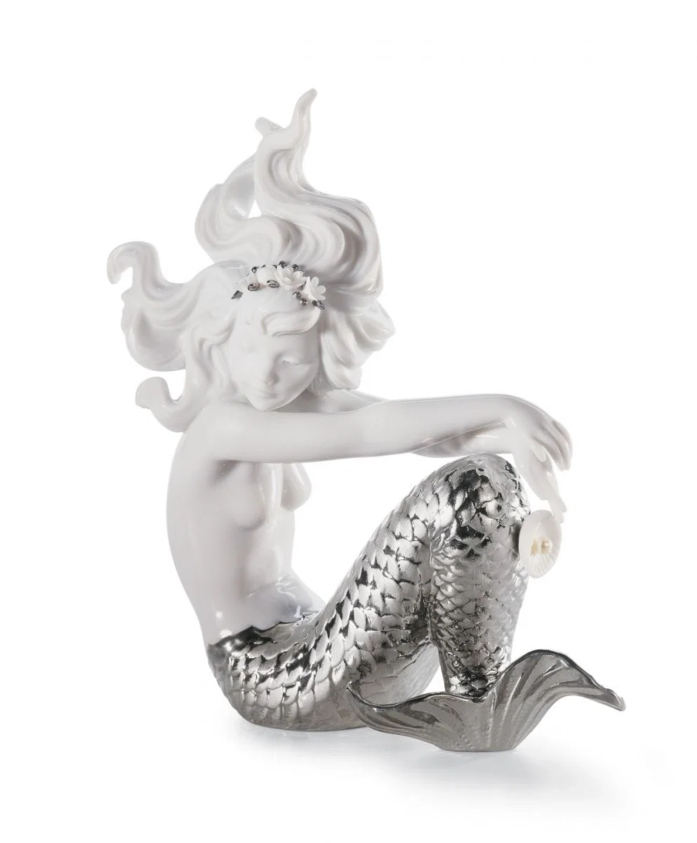 ILLUSION (RE-DECO) by Lladro — Porcelain Figurine