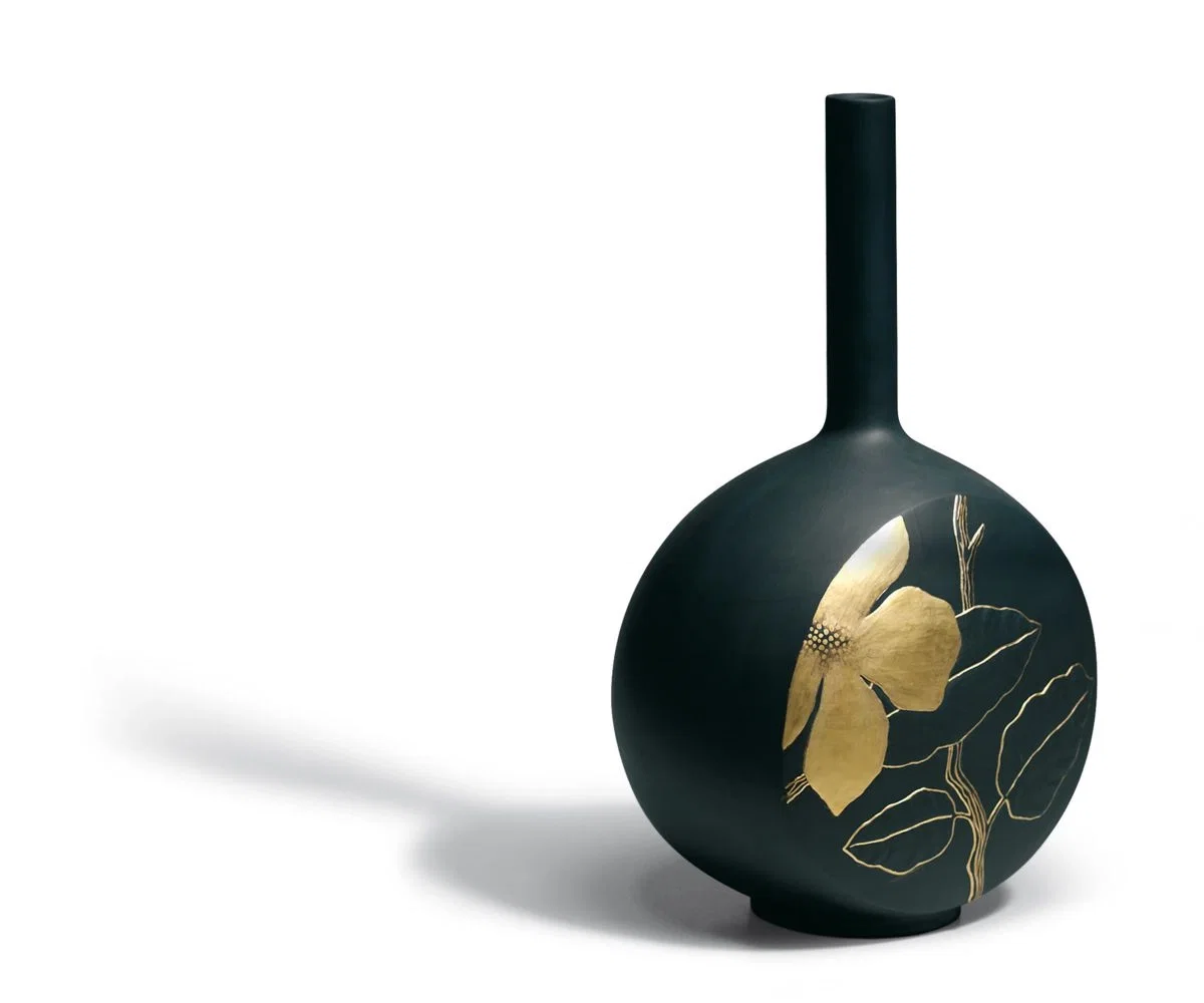 Canvas Vase Flower Twig. Golden Lustre by Lladro — Porcelain Figurine