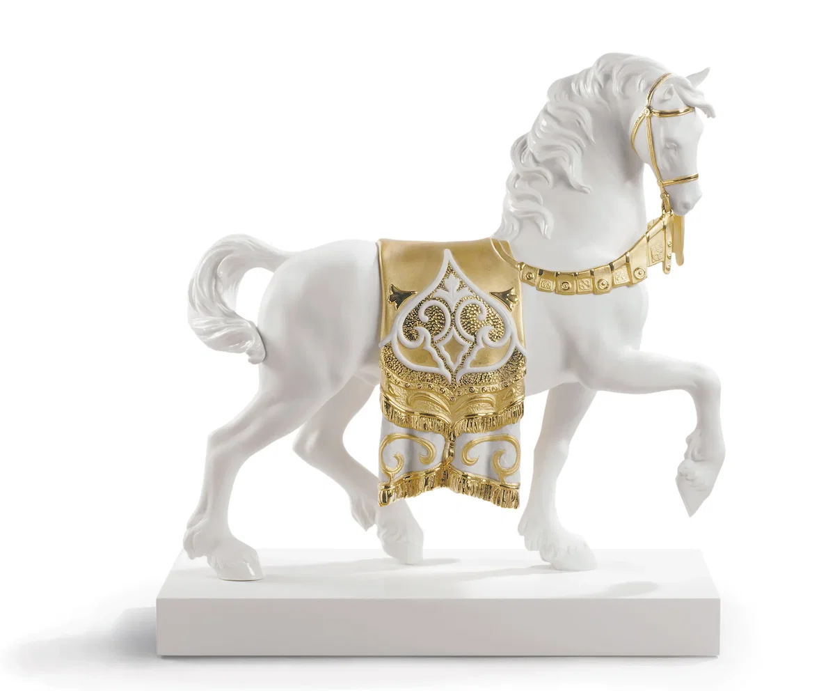 A REGAL STEED (RE-DECO GOLDEN) by Lladro — Porcelain Figurine