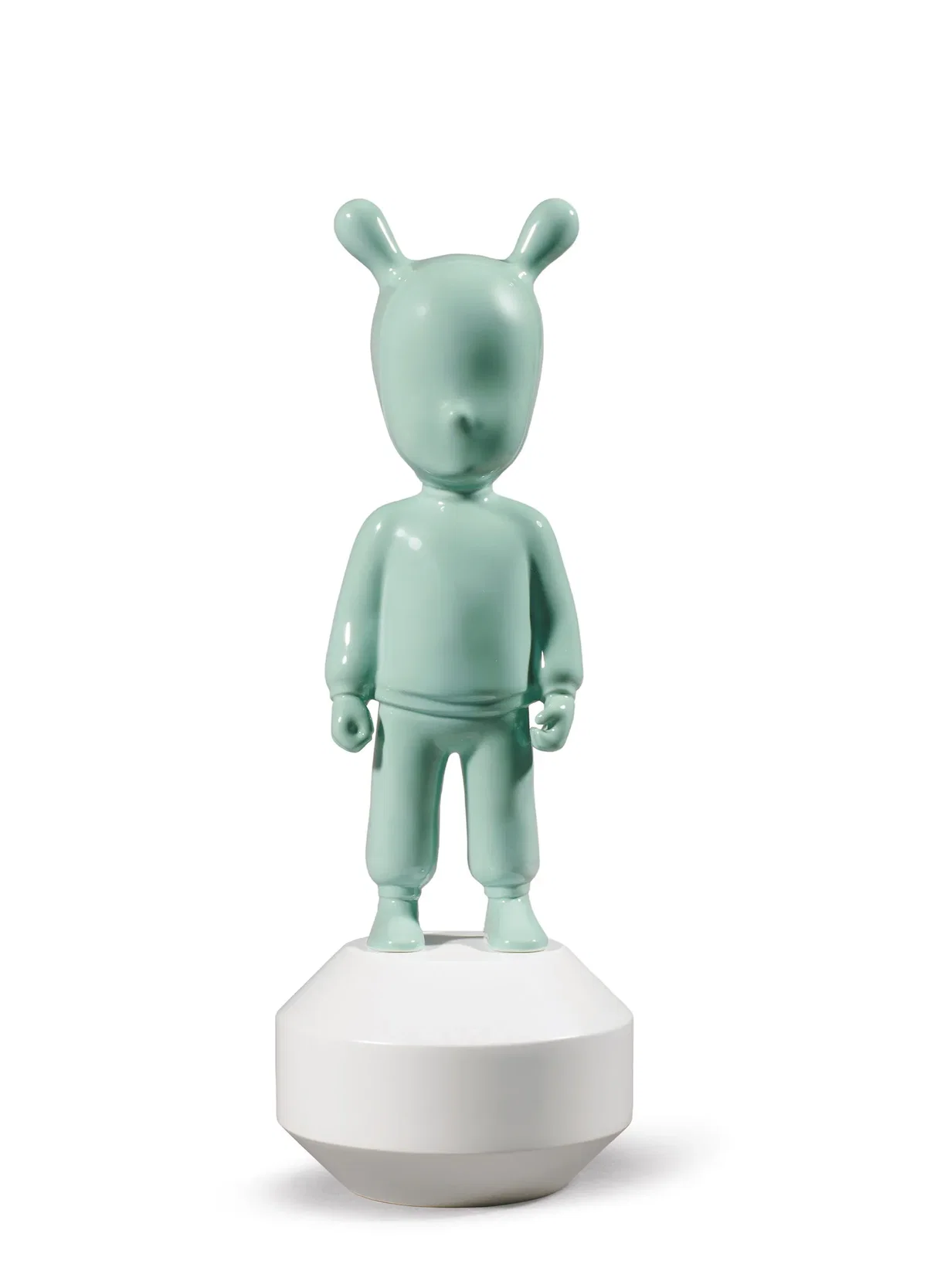 The Green Guest Figurine. Small Model. by Lladro — Porcelain Figurine