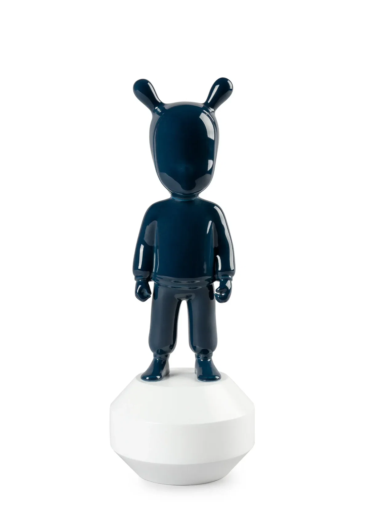 The Dark Blue Guest Figurine. Small Model by Lladro — Porcelain Figurine