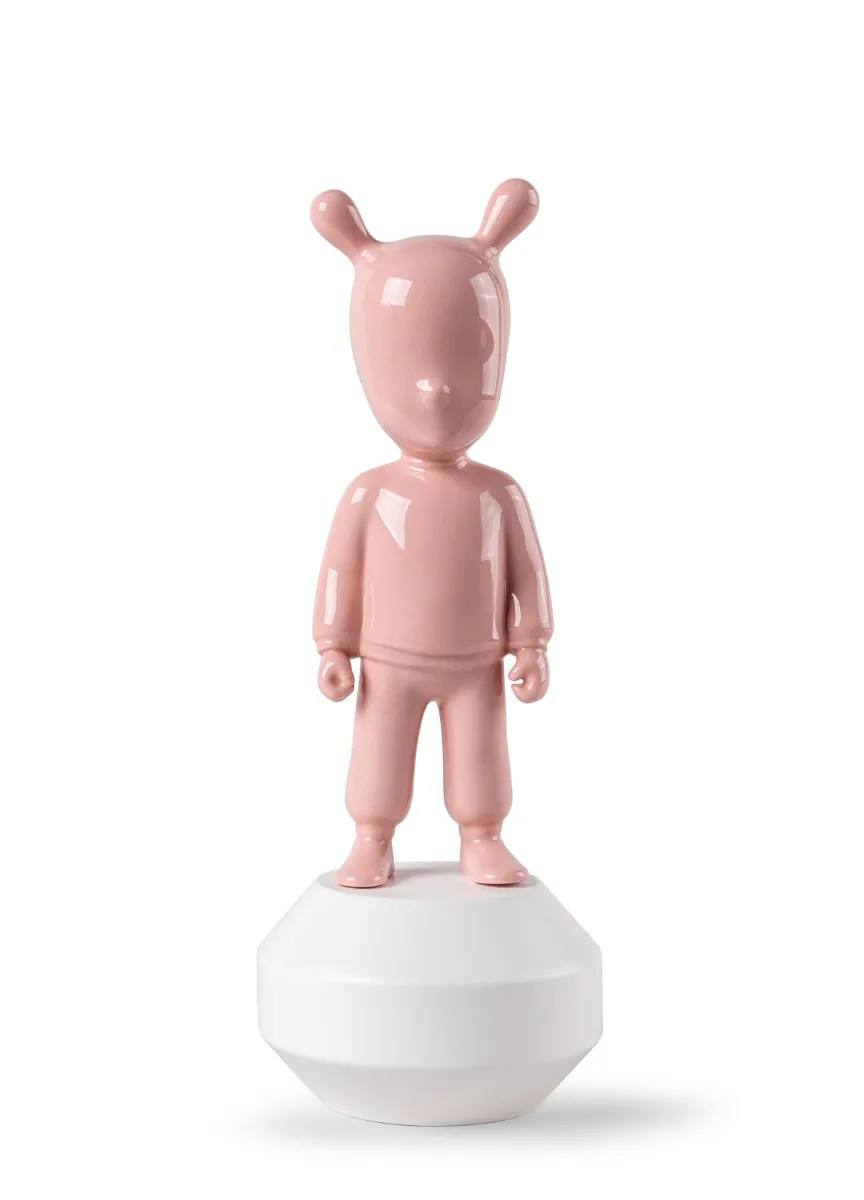 The pink Guest Sculpture. Small model by Lladro — Porcelain Figurine