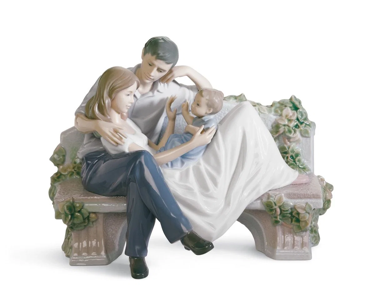 A Priceless Moment by Lladro — Porcelain Figurine