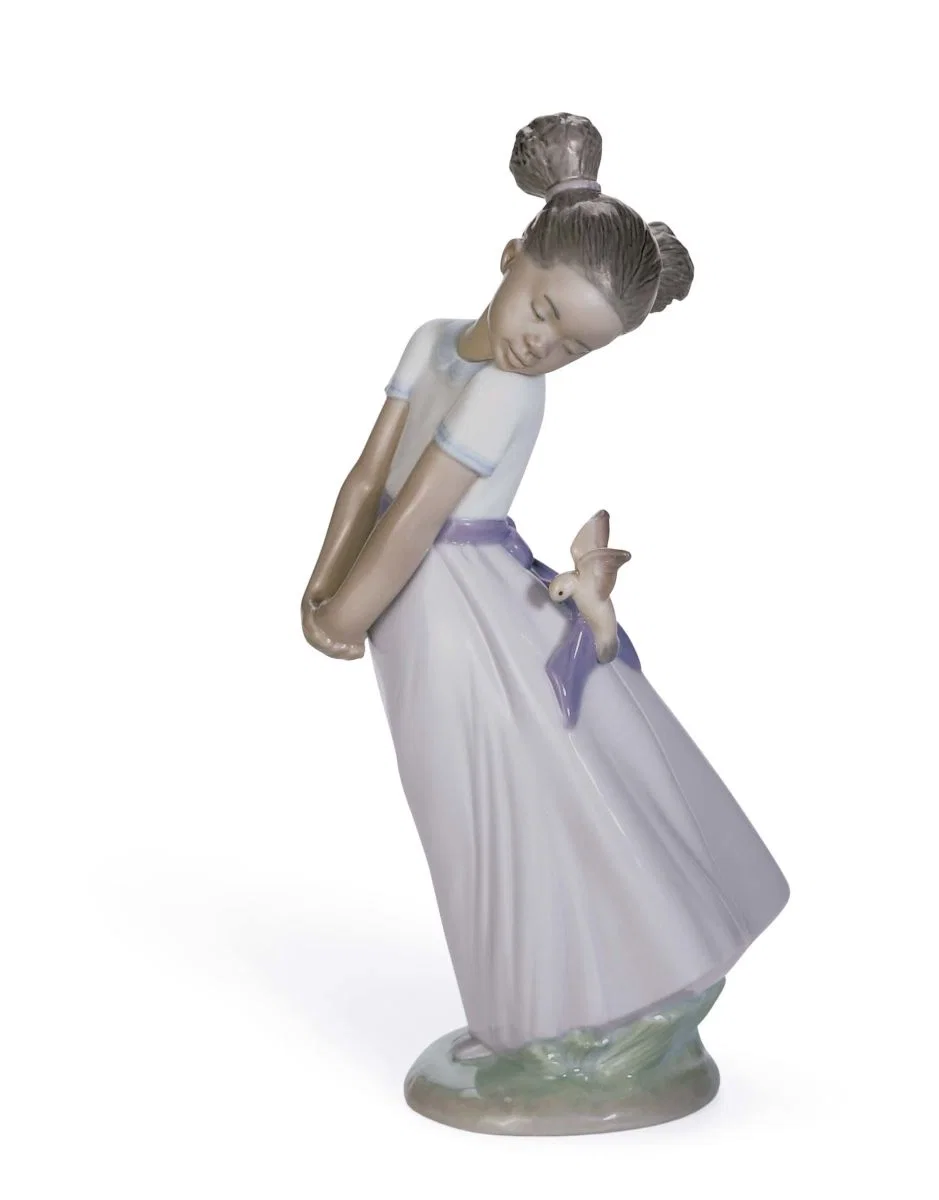 PRETTY BIRD! by Lladro Black Legacy