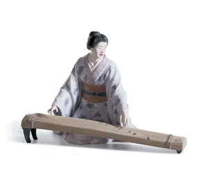 Lladro - Koto Player