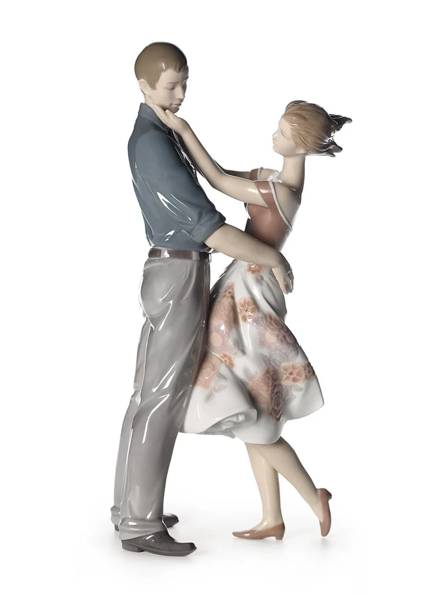 Happy Encounter by Lladro — Porcelain Figurine