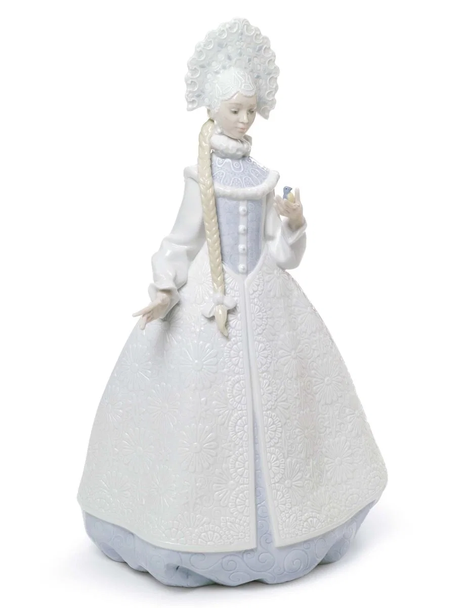 Snow Maiden by Lladro — Porcelain Figurine