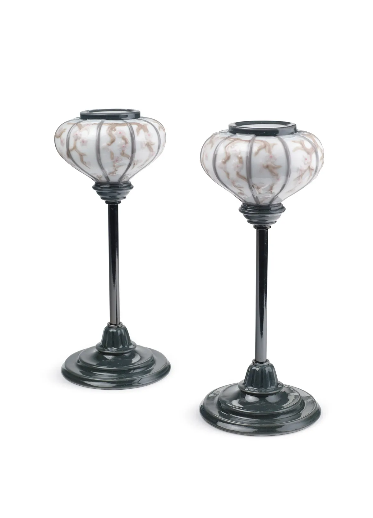 Japanese Lampstands Figurine by Lladro — Porcelain Figurine
