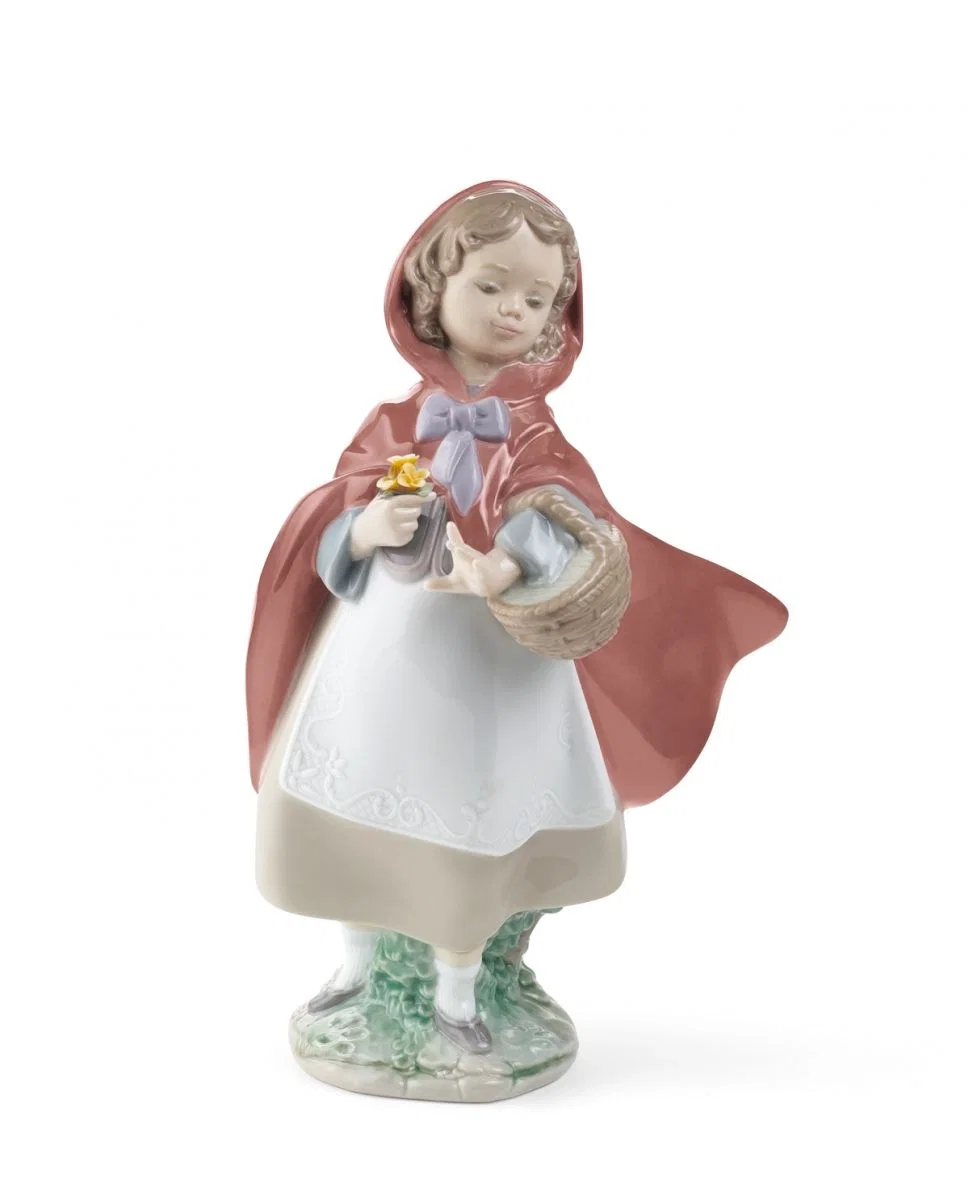 LITTLE RED RIDING HOOD by Lladro — Porcelain Figurine