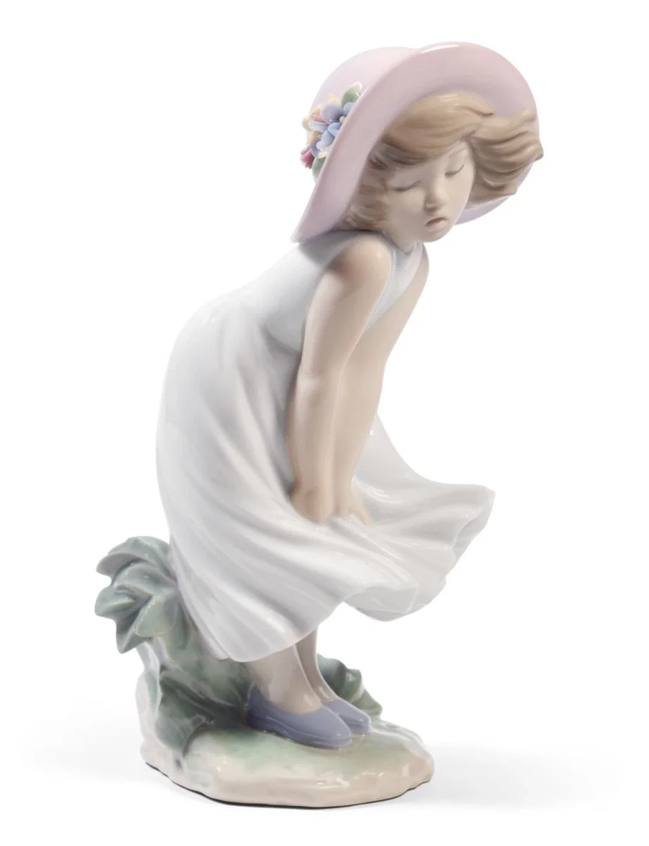 Adorable Little Marilyn by Lladro — Porcelain Figurine