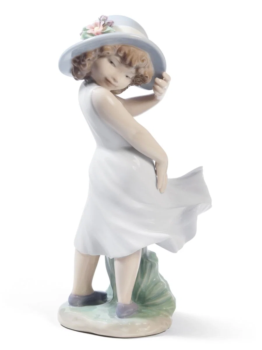 Cute Little Marilyn by Lladro — Porcelain Figurine