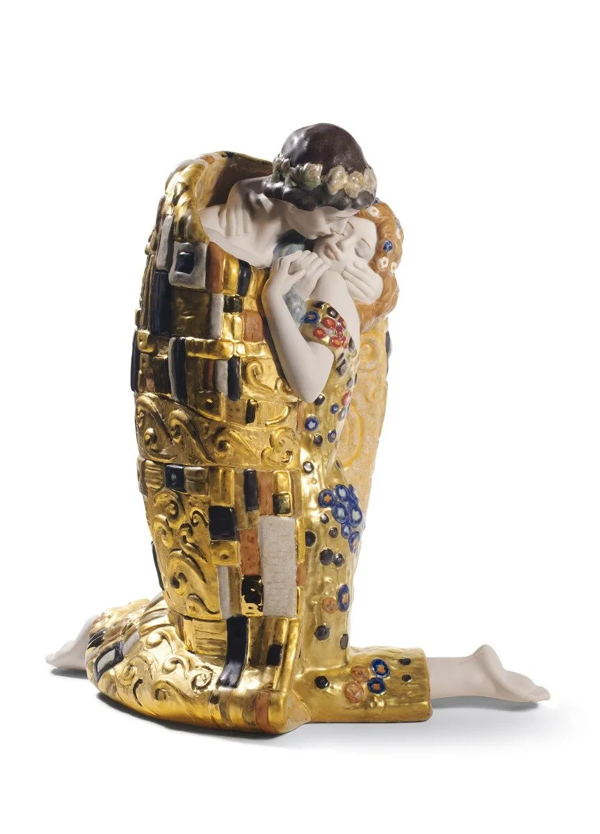 The Kiss by Lladro — Porcelain Figurine