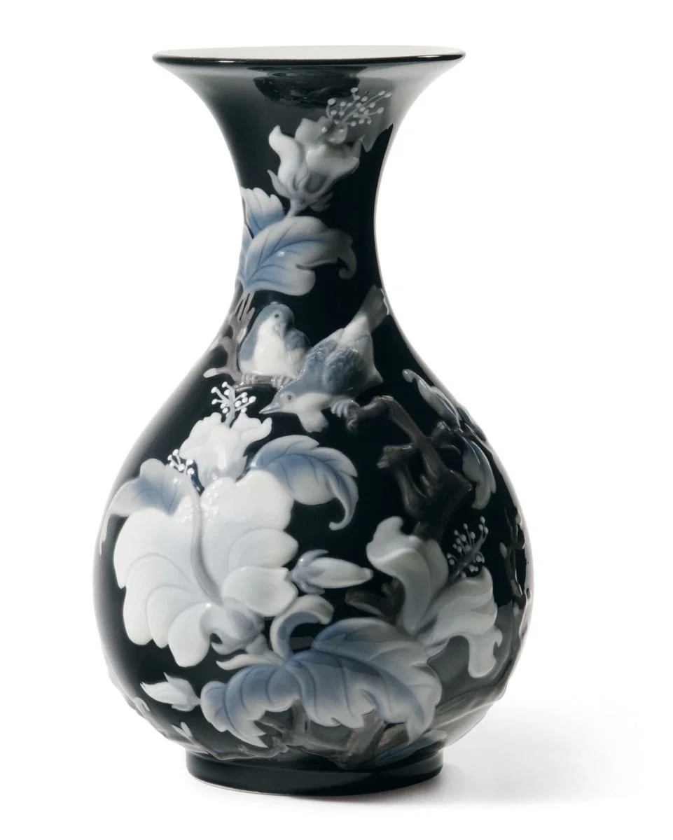 Sparrows Vase Black by Lladro — Porcelain Figurine