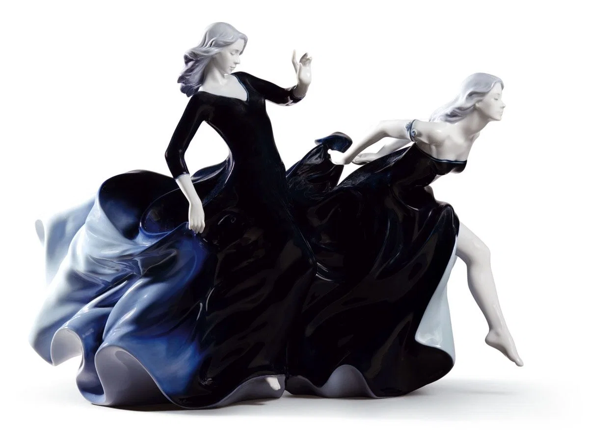Night Approaches by Lladro — Porcelain Figurine