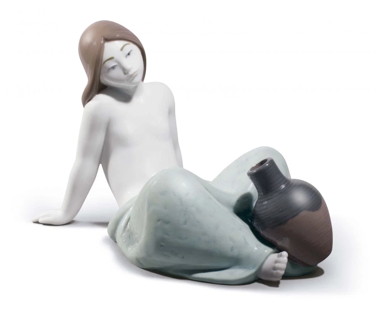 Alida by Lladro — Porcelain Figurine