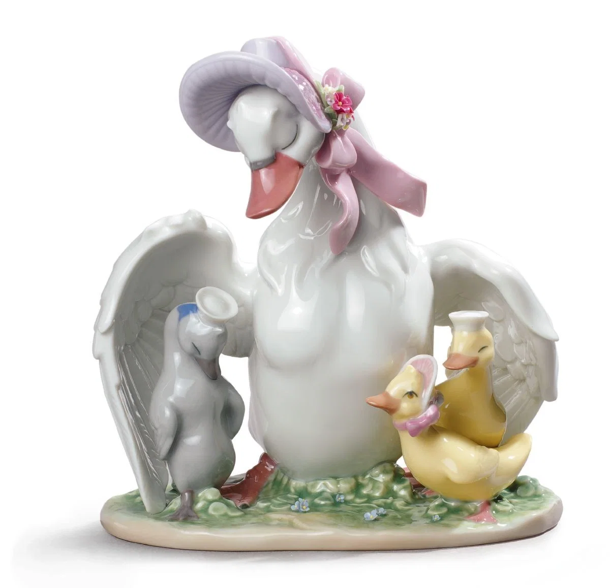 THE UGLY DUCKLING by Lladro — Porcelain Figurine
