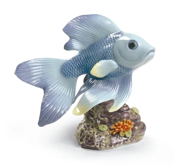 Lladro's Pond Dreamer — Porcelain Figurine Pond Dreamer by Lladro — Porcelain Figurine