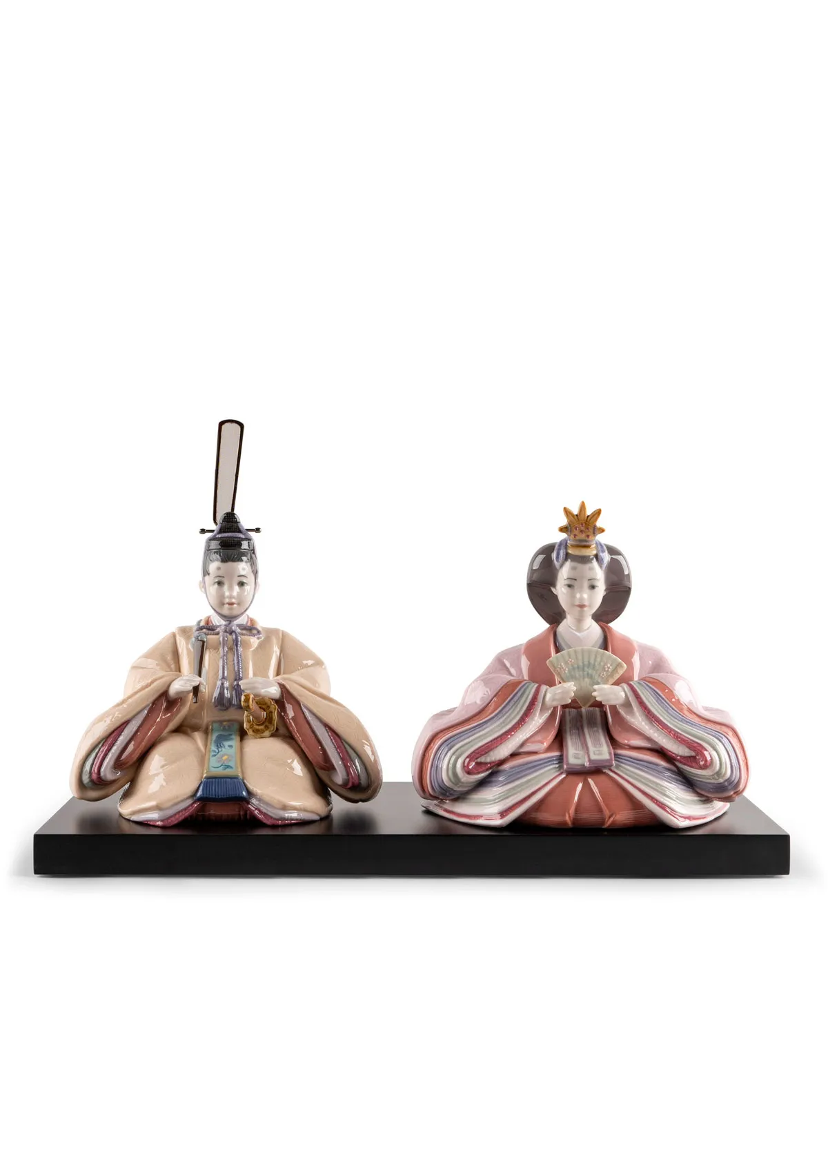 Hina Dolls Figurine. Beige & pink by Lladro — Porcelain Figurine