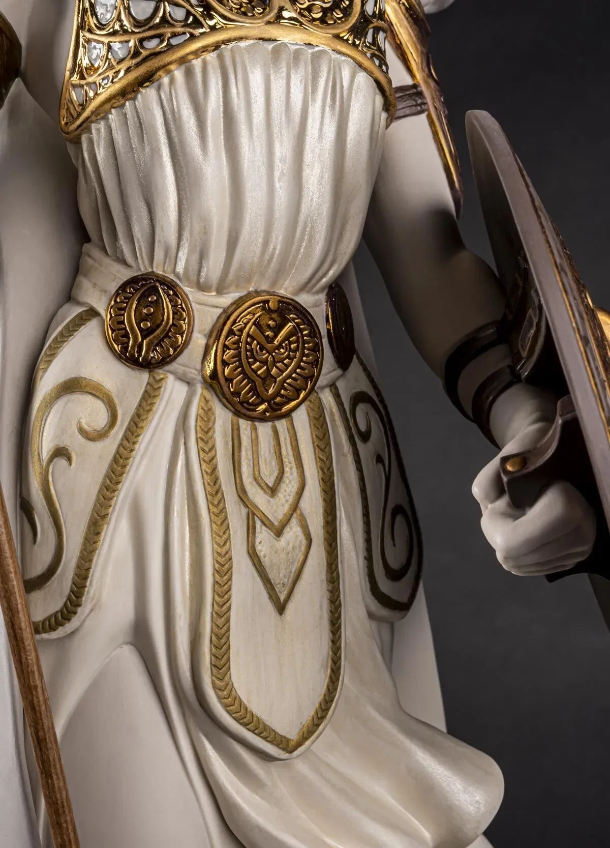Athena by Lladro | Handcrafted Spanish Porcelain Figurine 01009754