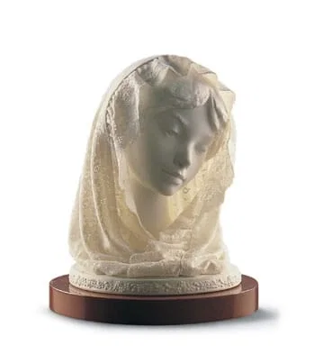 Small Bust With Veil by Lladro — Porcelain Figurine