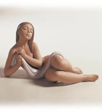 Grace by Lladro — Porcelain Figurine