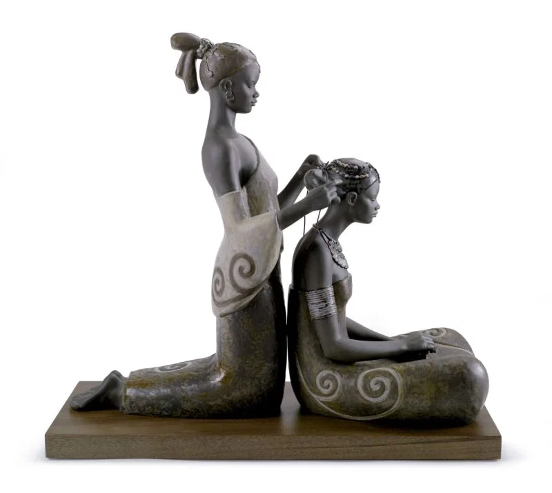 CEREMONIAL COIFFURE by Lladro Pulse Of Africa