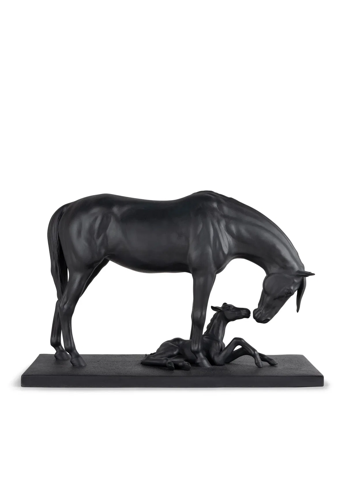 Mare and foal by Lladro — Porcelain Figurine