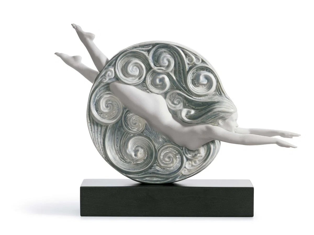 Curiositas by Lladro — Porcelain Figurine
