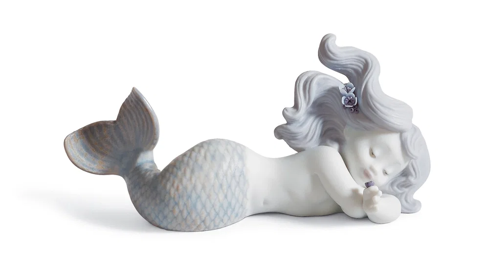 DAY DREAMING AT SEA by Lladro — Porcelain Figurine