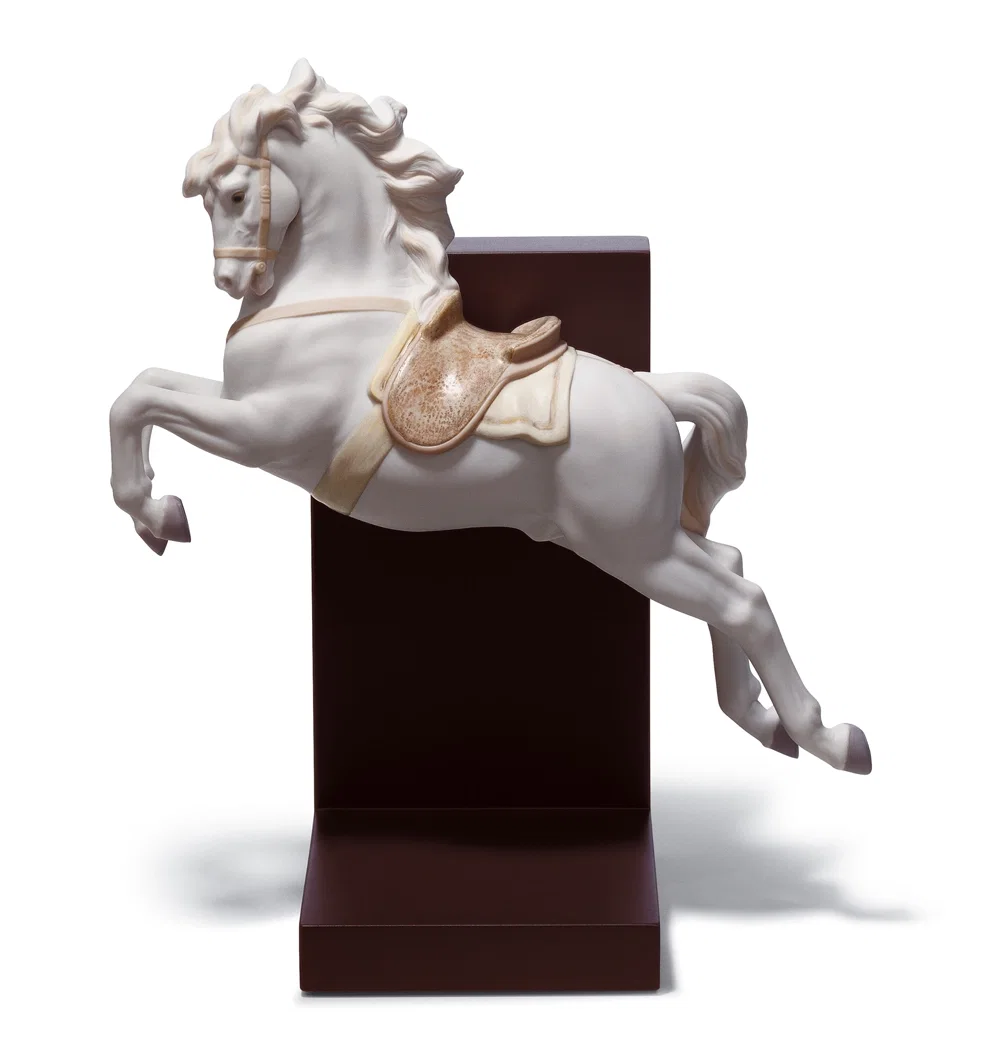 HORSE ON PIROUETTE by Lladro — Porcelain Figurine