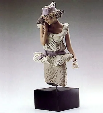 Young Lady With Fan by Lladro — Goyesca Porcelain Figurine