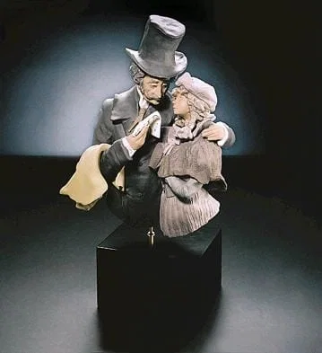 Comforting News by Lladro — Goyesca Porcelain Figurine