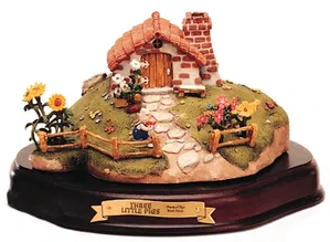 WDCC Disney Classics - Three Little Pigs Practical Pig Brick House