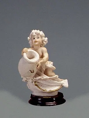 Aquarius 103f by Giuseppe Armani — Sculpture